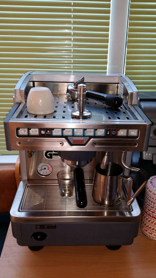 kávé koffein kávéfőző kávézás Ungvár Gaggia Spinel Lavazza POD kapszula presszó fesztivál coffee kávé koffein kávéfőző kávézás Ungvár Gaggia Spinel Lavazza POD kapszula presszó fesztivál coffee