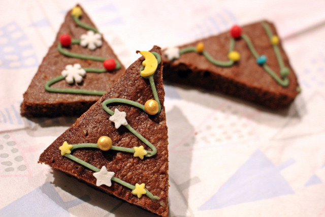 édességek brownie karácsony advent adventi naptár csokoládé dekorcukor cukormáz kakaópor mézeskalács fűszerkeverék narancs