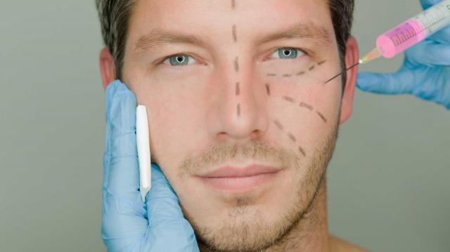 plasztika férfi plasztika gynecomastia orrplasztika zsírleszívás hasplasztika arcplasztika szemhéjplasztika ráncfeltöltés botox plasztikai sebész