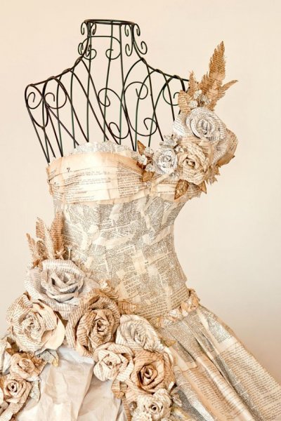 Perfect-dress-made-of-Book-Pages-2