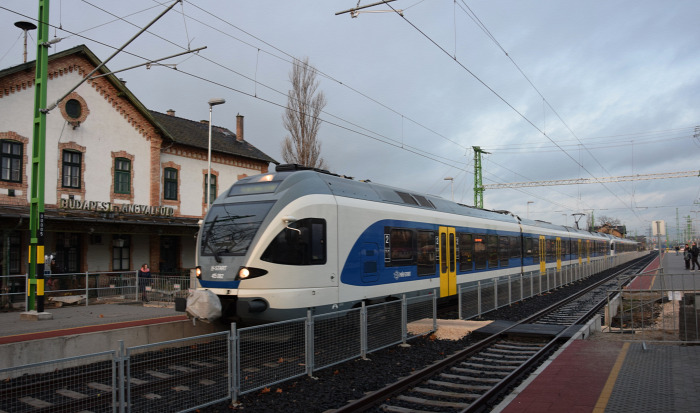 vasút beszerzés MÁV MÁV-Start EU Esztergom Piliscsaba menetrend Flirt Budapest villamosítás