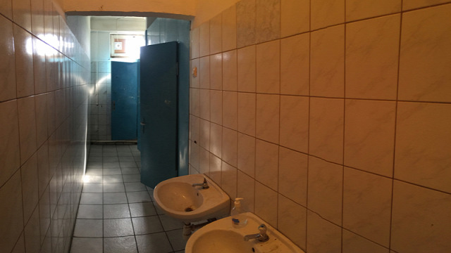 Körömi IV.Béla Általános Iskola iskolai mosdófelújítási program mosdófelújítási program mosdó felújítás mosdó Köröm