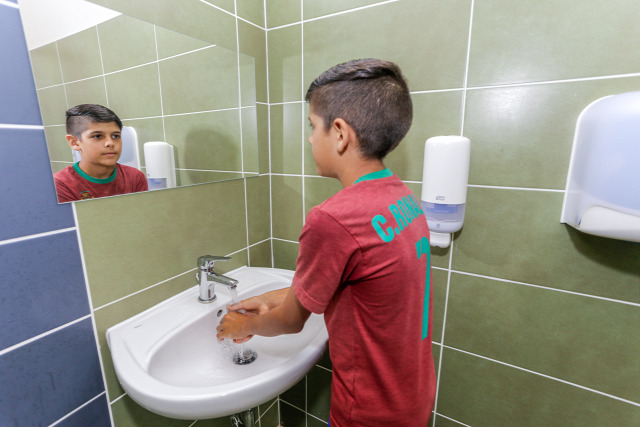 iskolamosdó felújítási program tudatosság a higiéniai nevelésben
