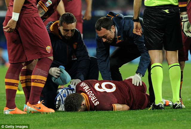 Olasz foci Bajnokok Ligája BL AS Roma Chelsea Juventus Olasz foci Bajnokok Ligája BL AS Roma Chelsea Juventus Olaszország Serie A sérülés