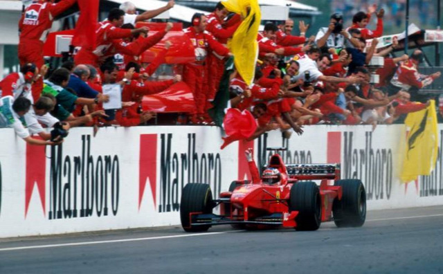 Ferrari 13. győzelem Vettel Ascari Lauda Schumacher