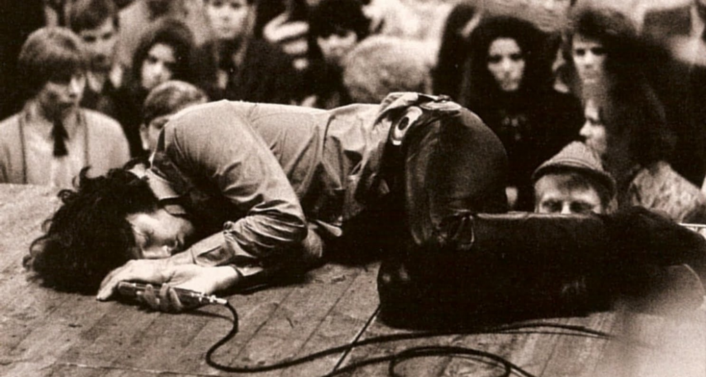 Jim Morrison The Doors Pamela Courson rejtély legenda sztárok starlight