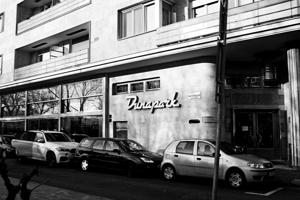 séta hétvége család gyermekkor építészet épületek Budapest legjobb helyei Újlipótváros Bauhaus Pozsonyi út Szent István park lokálpatrióták baba bababarát családcentrikus ajánló Dunapark Briós Pagony Phönix-ház 13.kerület Duna mellett