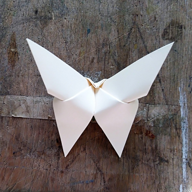 DIY origami papír tavasz dekor pillangó csináldmagad