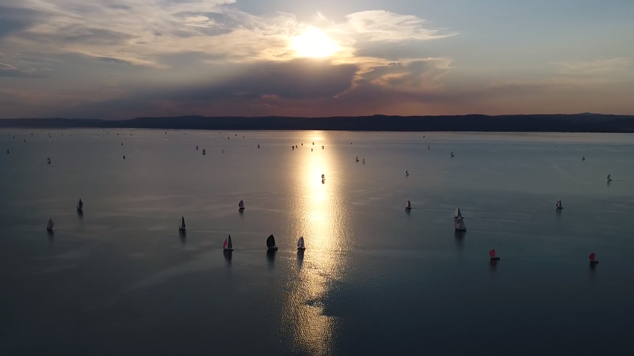 50. Kékszalag Erste Nagydíj  Kékszalag  Balaton  időjárás  verseny  hőmérséklet  UV-sugárzás