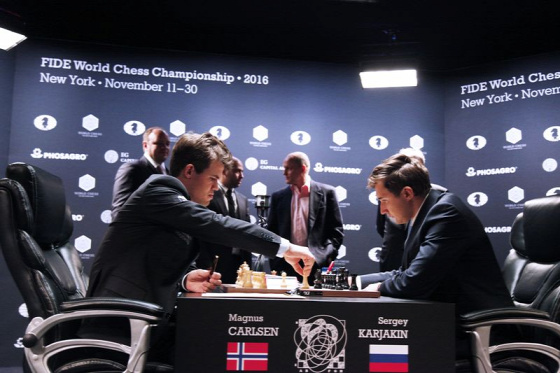Világbajnoki döntő New York  Carlsen  Karjakin