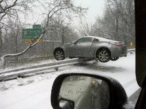 tél  baleset autó