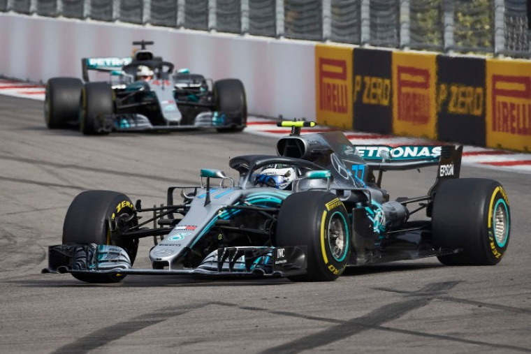 F1 Forma-1 Valtteri Bottas Mercedes Toto Wolff Lewis Hamilton