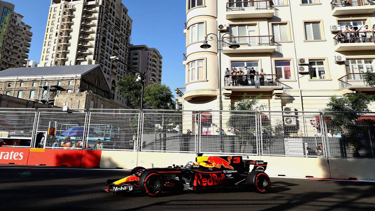 F1 Forma-1 Red Bull Daniel Ricciardo Mark Webber Azerbajdzsáni Nagydíj
