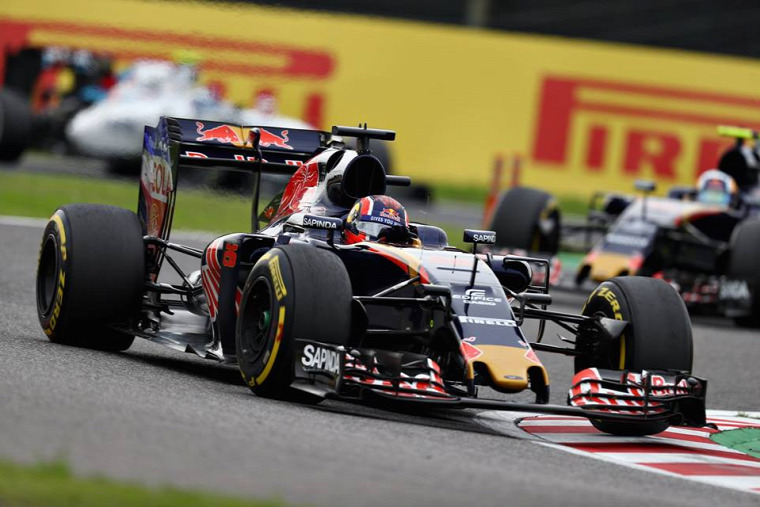 F1 Forma-1 Red Bull Toro Rosso Danyiil Kvjat