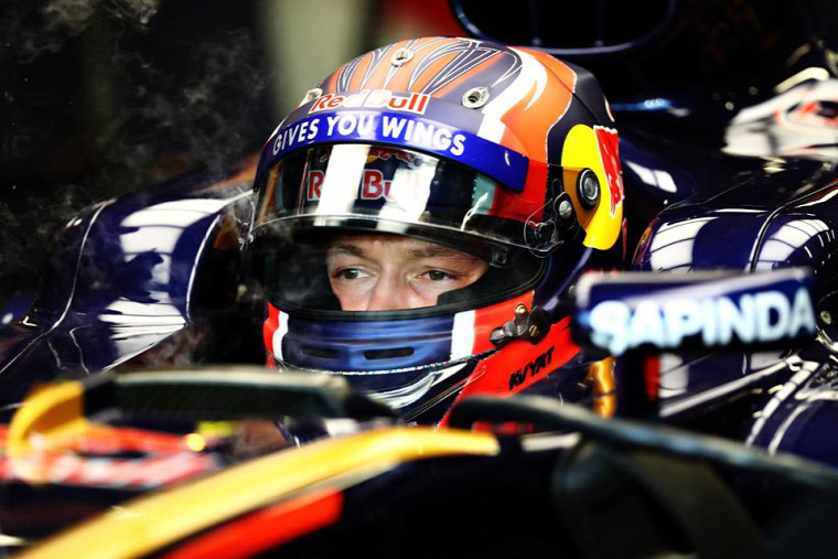 F1 Forma-1 Red Bull Toro Rosso Danyiil Kvjat