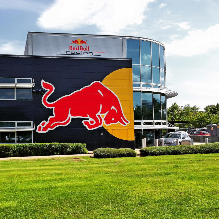 F1 Forma-1 Red Bull Red Bull RB12 Daniel Ricciardo Danyiil Kvjat