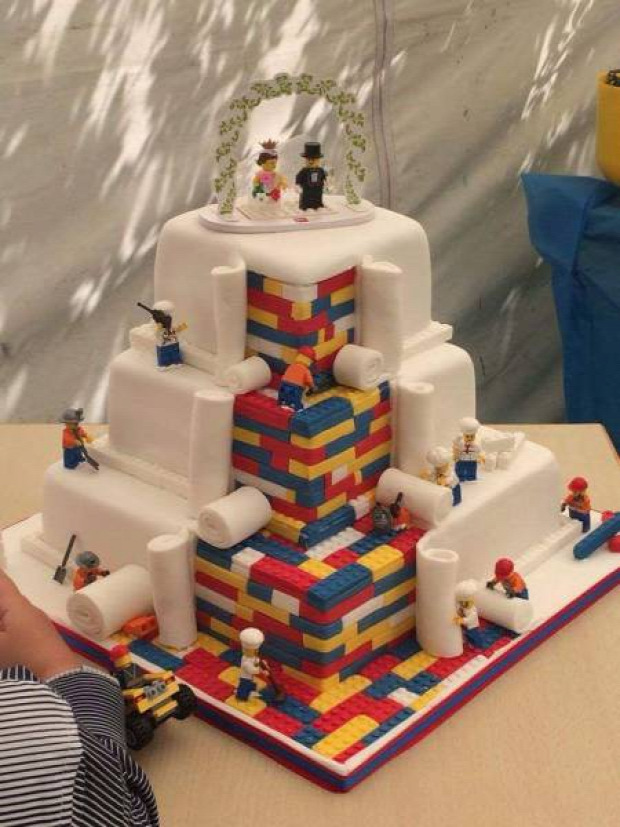 Hétvégi dizájn torta LEGO