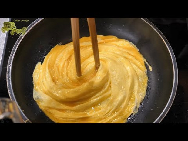 Street food videó korea omlett tornádó