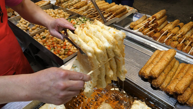 stret food korea szendvics tészta hal