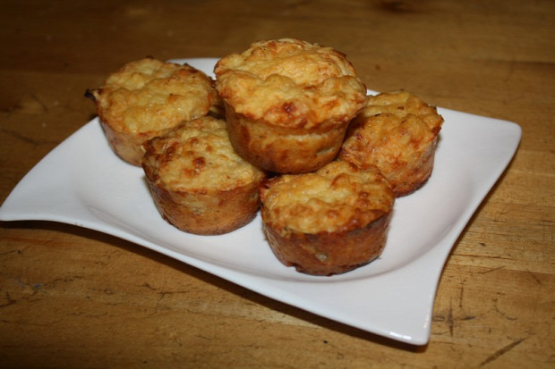 recept főétel tészta muffin sós sajtos
