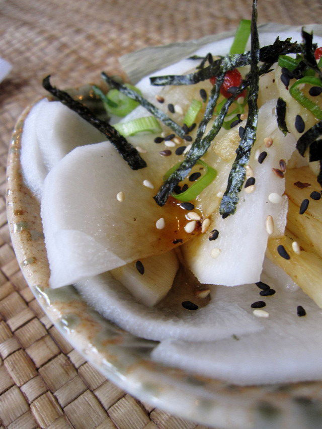 daikon gyökérzöldség téli vitaminforrás recept jégcsapretek maki stevenson fehér retek japán retek saláta ázsiai étel japán konyha
