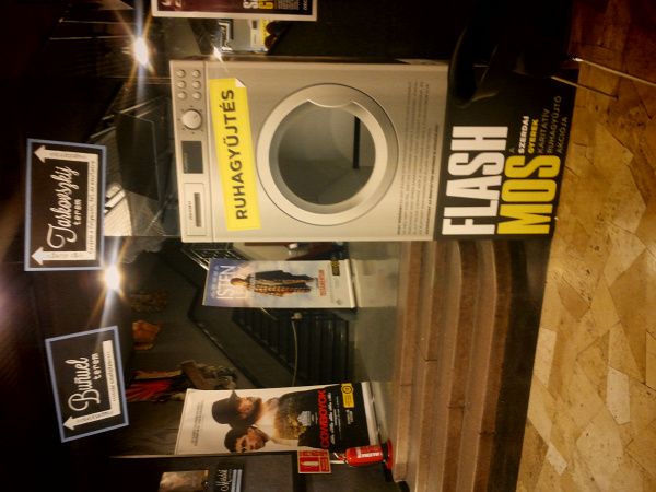 FlashMos mozi mosógép ruhagyűjtés