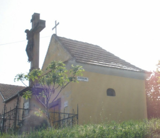 kápolna utca Szent Mihály kápolna  kereszt vác