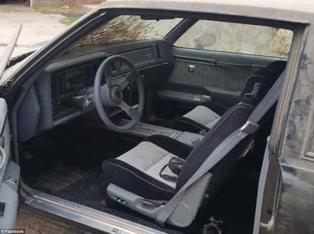 A világ érdekes garázs elfeledett autó Buick rejtély titok