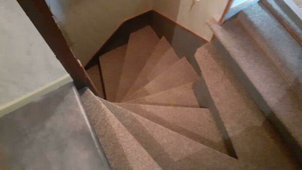 lépcső veszélyes gyilkos