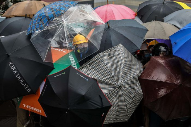 A világ érdekes Hongkong tüntetés tiltakozás