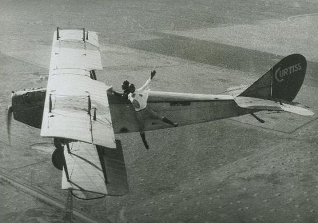 Amerika 20-as évek kaszkadőr légi