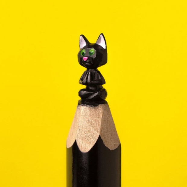 faragás szobor ceruza grafit