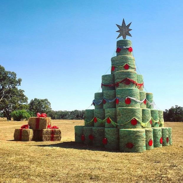 A világ érdekes karácsonyfa munkahely ötlet pótlás