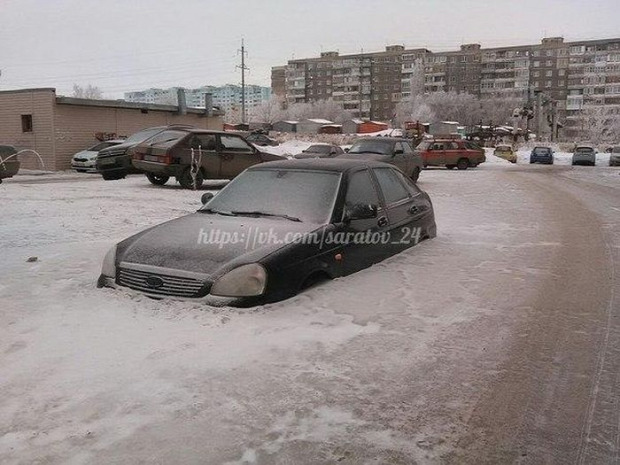A világ érdekes Oroszország autó jég áradás