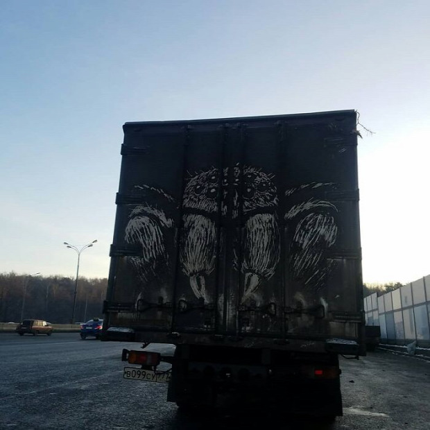 piszok mocsok sár autó teherautó mű festmény grafika