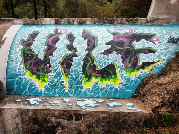 A világ érdekes graffiti 3D fal lyuk rés átlátszó