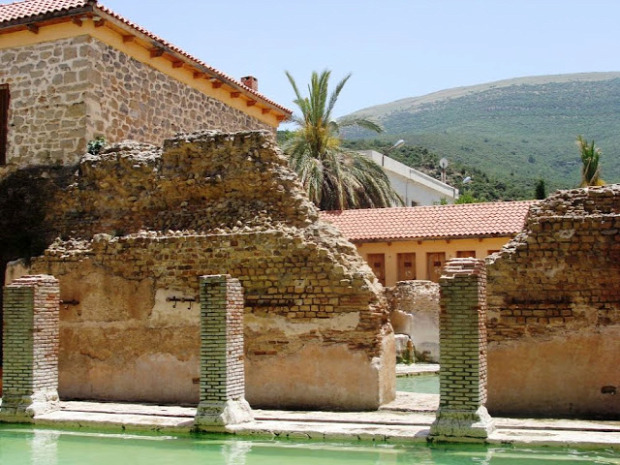 A világ érdekes Hammam Essalihine Algéria fürdő római