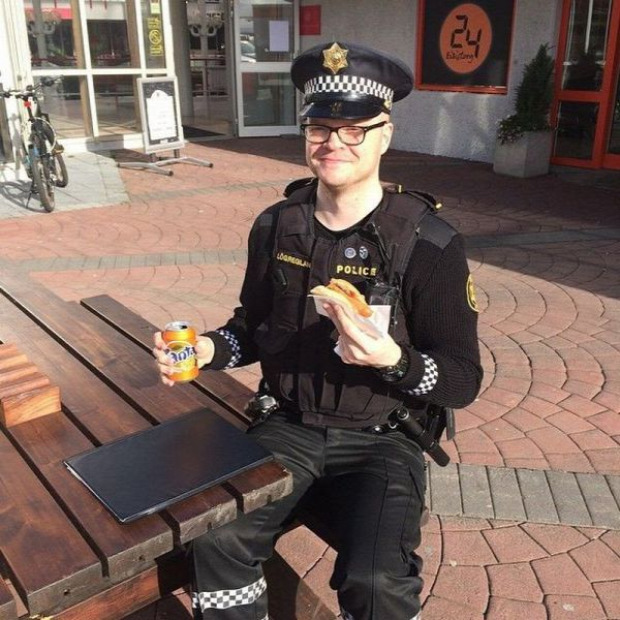 A világ érdekes Izland rendőr