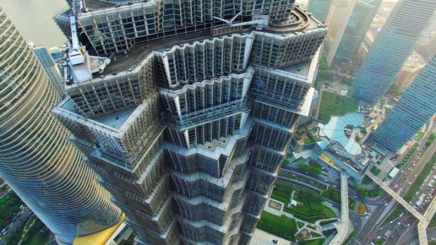 A világ érdekes Kína üvegkilátó ösvény toronyház üveg