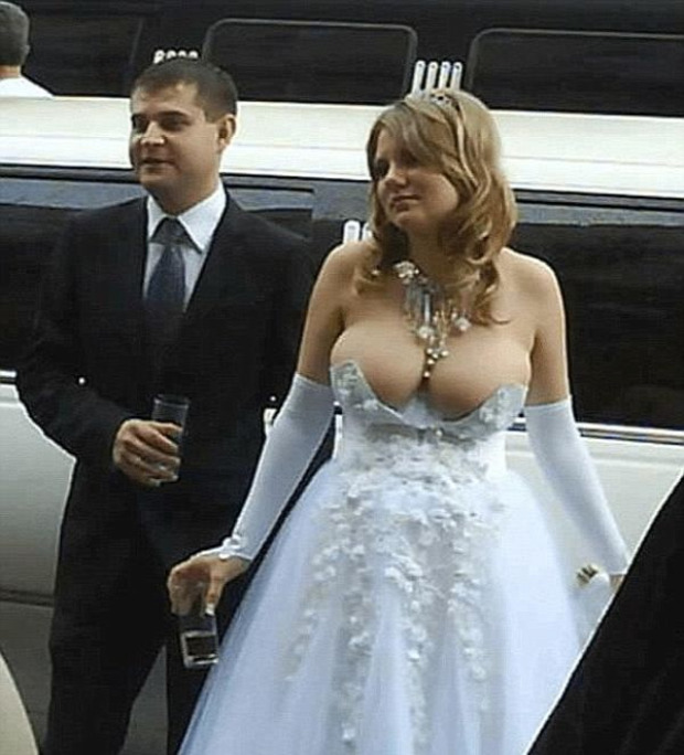 A világ érdekes esküvői ruha furcsa