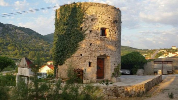 Horvátország torony felújítás