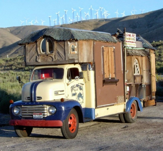 A világ érdekes teherautó lakóautó faház  egyedi különleges