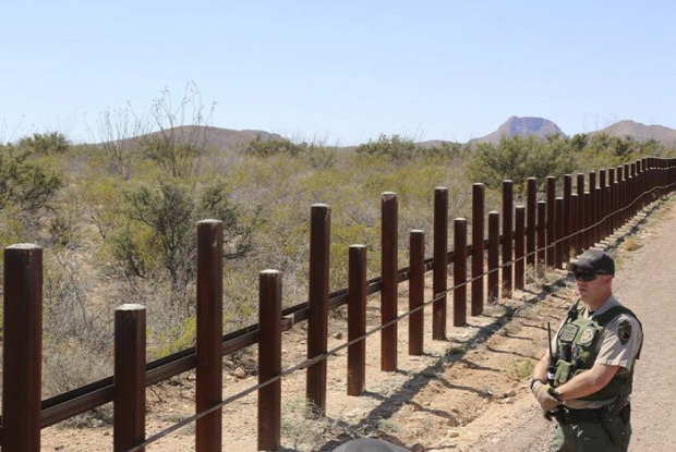 A világ érdekes határ kerítés USA Mexikó