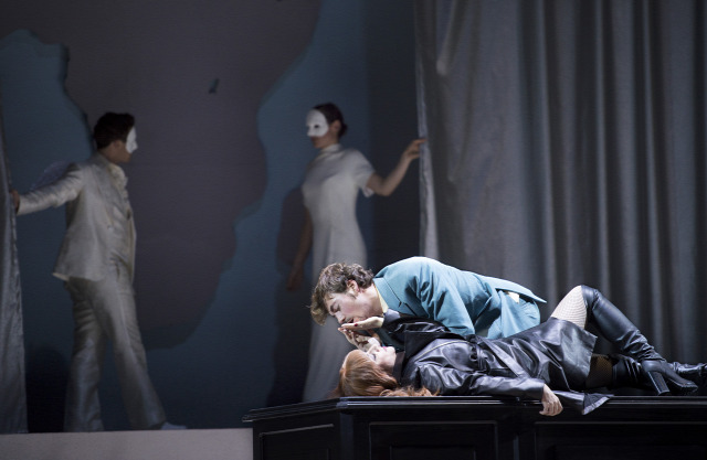 Poppea megkoronázása Theater an der Wien Jean-Christophe Spinosi Claus Guth Valer Sabadus Alex Penda Christophe Dumeaux Jake Arditti Natalia Kawalek Jennifer Larmore José Manuel Zapata Sabina Puértolas Mesterházi Máté