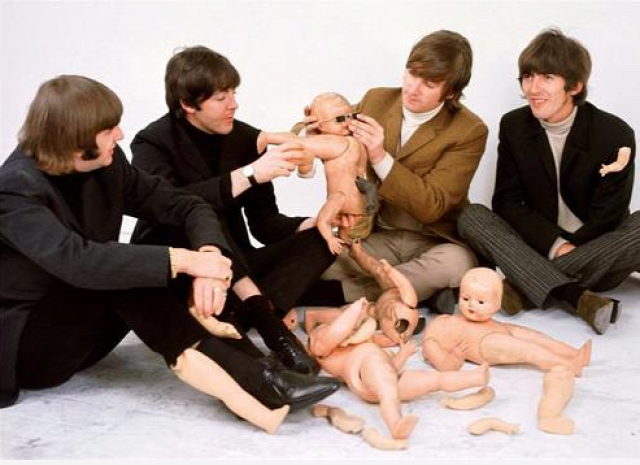 John Lennon Paul McCartney George Harrison Ringo Starr Robert Whitaker Butcher cover
