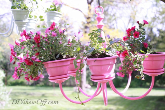 40+ Creative DIY Garden Containers and Planters from Recycled Materials 5
