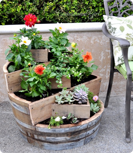 40+ Creative DIY Garden Containers and Planters from Recycled Materials 18