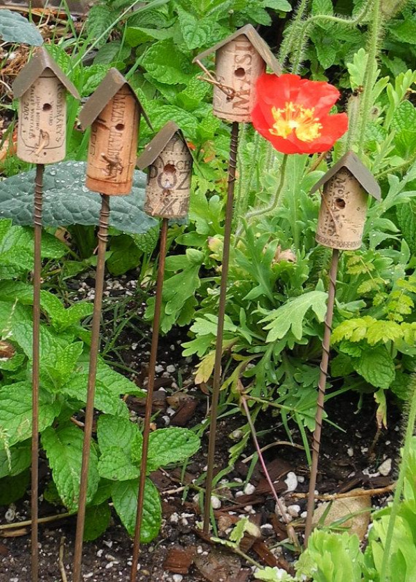 Hey, I found this really awesome Etsy listing at https://www.etsy.com/listing/152622978/hand-made-wine-cork-birdhouse