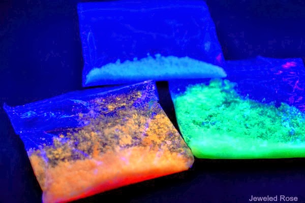 Homemade glow in the dark sand for arts, crafts, and amazing sensory play!