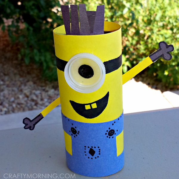 toilet-paper-roll-minion-craft-for-kids